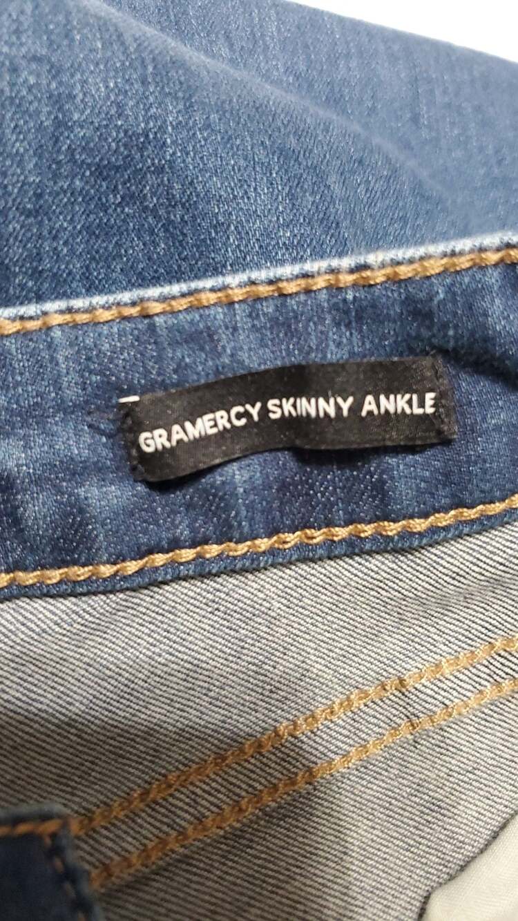 Nine West Jeans Gramercy Skinny Ankle Jeans Size 4 Medium Wash - Picture 3 of 5
